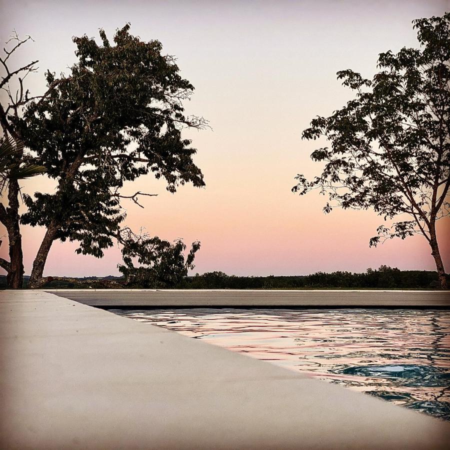 Domaine De Cazal - Gite 2 Pers Avec Piscine Au Coeur De 26 Hectares De Nature Preservee Villa Saint-Cyprien  Exterior foto